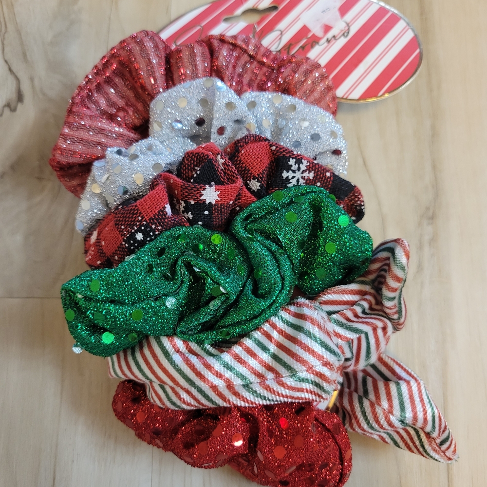 Social Strand NWT Sparkling Holiday Scrunchie Collection